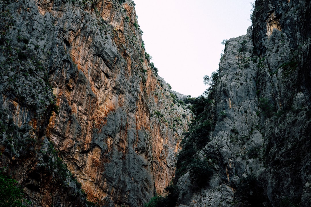 Saklıkent Kanyonu derin boğaz ve turkuaz su